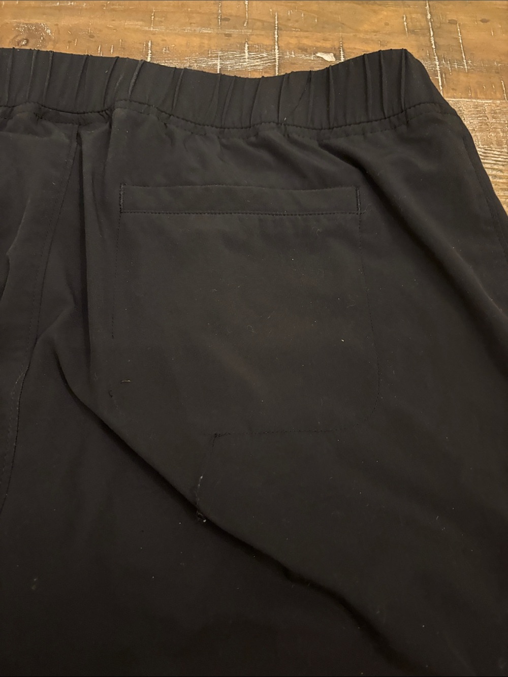 Women’s Black Athleta size 6 joggers - Picture 5 of 5